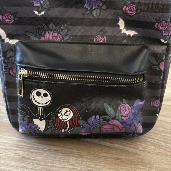 Nightmare Before Christmas Jack and Sally Bioworld Mini-Backpack - Picture 3 of 12
